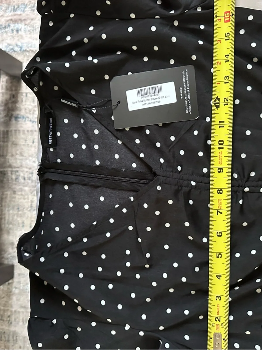 PrettyLittleThing Black Polka Dot Ruched Blouse Peplum Long Sleeve‎ Size 6 NWT